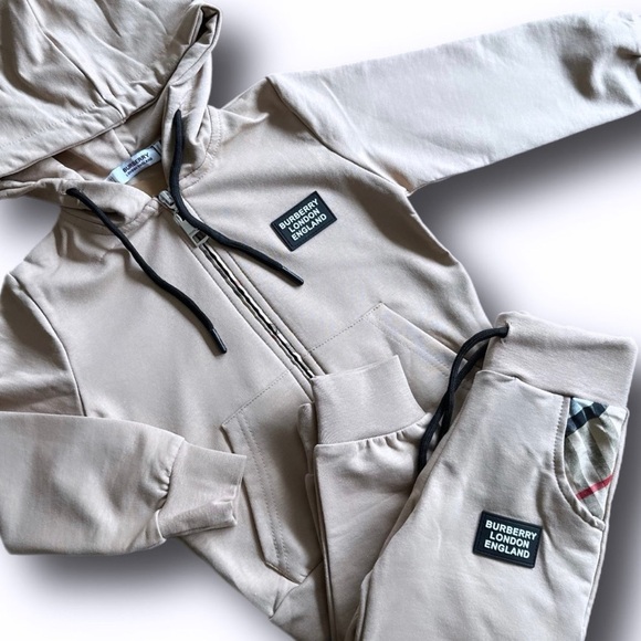 New toddler 2T,3T,4T - Picture 1 of 2